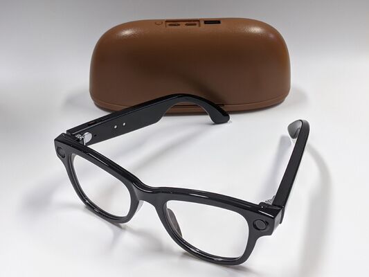 Chiếc kính AI thông minh 1080P HD M02 Ultra ChatGPT 3600mAh Ống sạc 32GB Video âm nhạc dịch